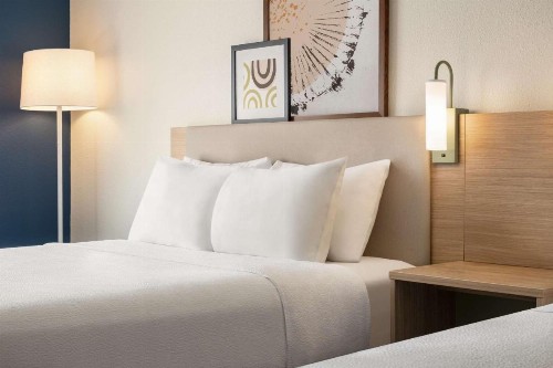 Country Inn & Suites by Radisson Near Universal - image 7