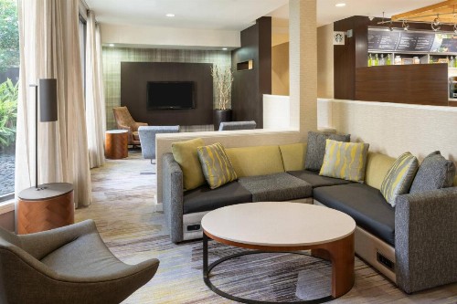 Courtyard by Marriott Orlando Airport - image 20
