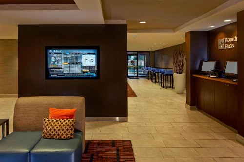 Courtyard by Marriott Orlando East/UCF Area - image 45