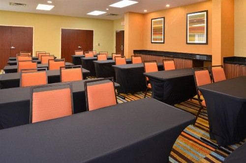 Fairfield Inn Orlando Airport - image 36