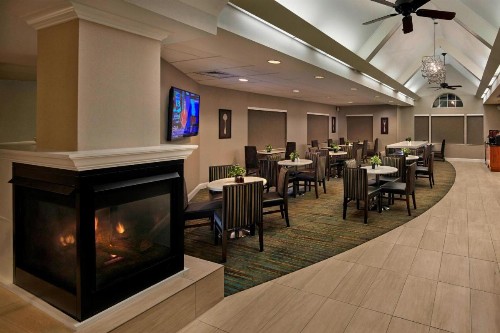 Residence Inn by Marriott Orlando East/UCF Area - image 21