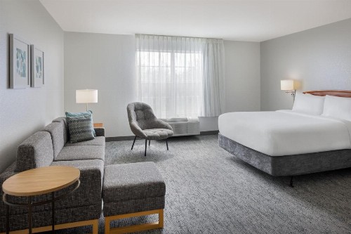 TownePlace Suites by Marriott Orlando East/UCF Area - image 5