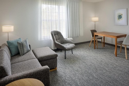 TownePlace Suites by Marriott Orlando East/UCF Area - image 6