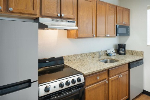 TownePlace Suites by Marriott Orlando East/UCF Area - image 7