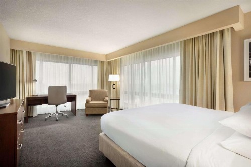 DoubleTree by Hilton Orlando Downtown - image 2