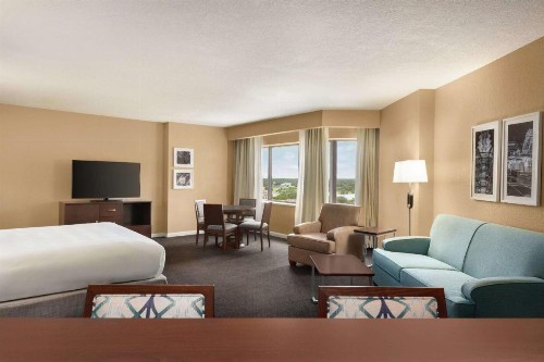 DoubleTree by Hilton Orlando Downtown - image 21