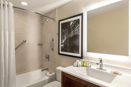 DoubleTree by Hilton Orlando Downtown - image 23