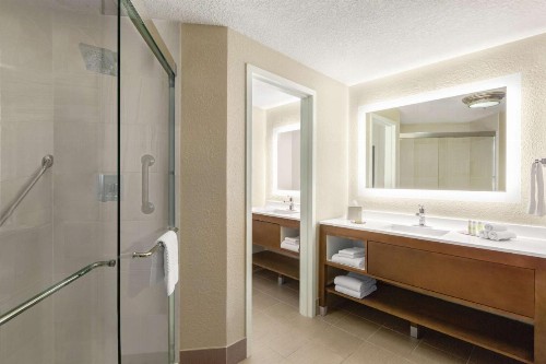 DoubleTree by Hilton Orlando Downtown - image 28