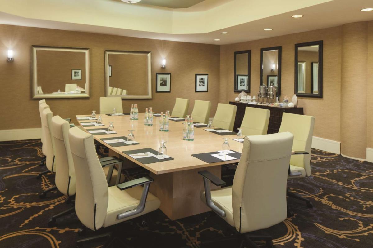 DoubleTree by Hilton Orlando Downtown - image 3