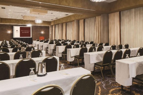 DoubleTree by Hilton Orlando Downtown - image 44
