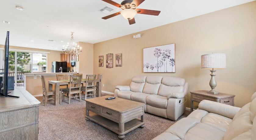 Orlando Resort Rentals at Universal Boulevard - image 5