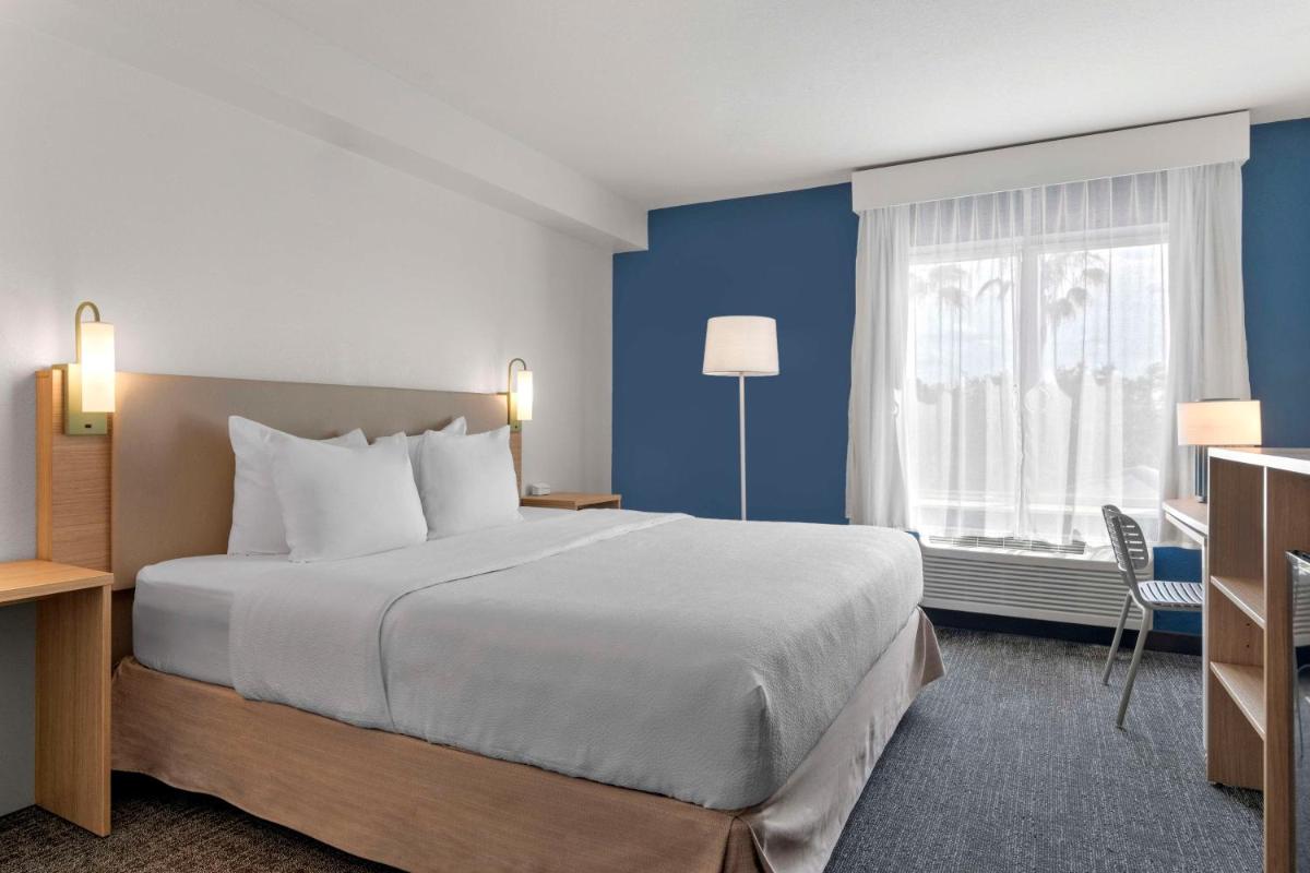 Best Western Orlando Theme Parks - image 6