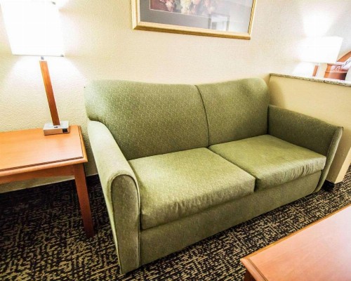 Quality Inn & Suites Orlando / Winter Park - image 4