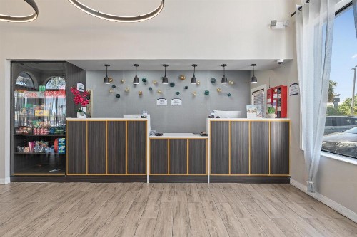 Best Western Orlando East Inn & Suites - image 23