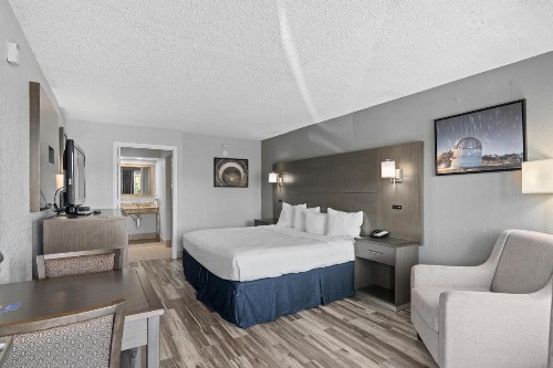 Best Western Orlando East Inn & Suites - image 36
