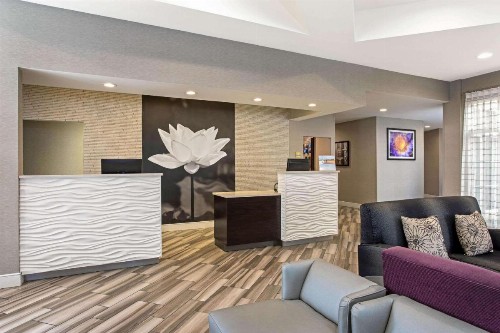 La Quinta by Wyndham Orlando Airport North - image 15