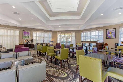 La Quinta by Wyndham Orlando Airport North - image 24