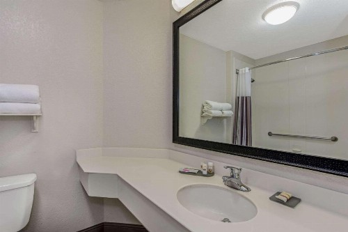 La Quinta by Wyndham Orlando Airport North - image 31