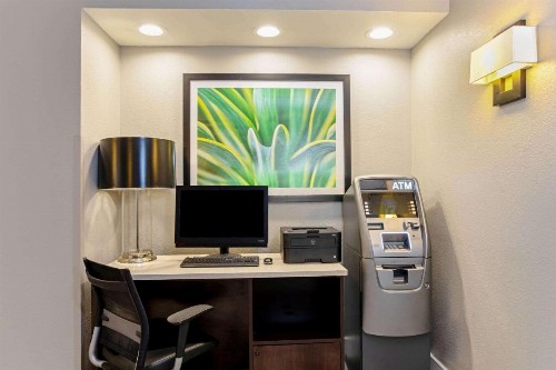 La Quinta by Wyndham Orlando Airport North - image 38