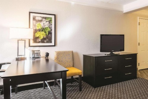 La Quinta by Wyndham Orlando Airport North - image 46
