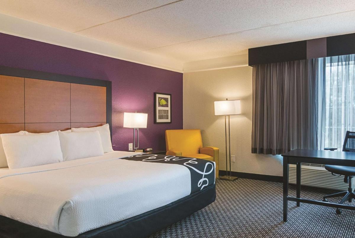 La Quinta by Wyndham Orlando Airport North - image 7