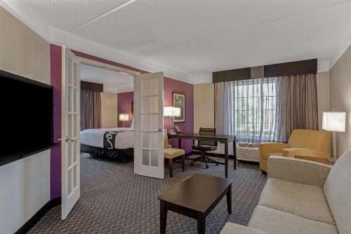 La Quinta by Wyndham Orlando Airport North - image 8