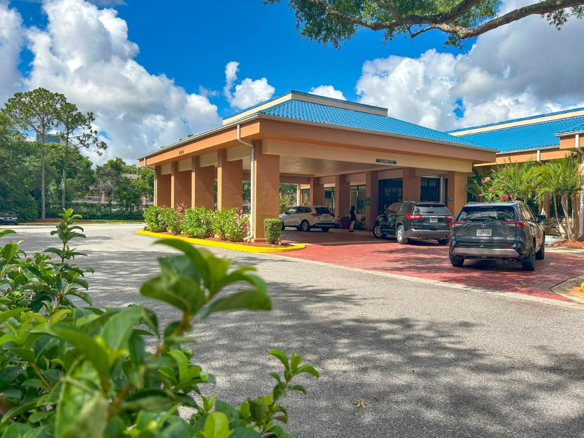 Quality Inn At International Drive Orlando - image 7