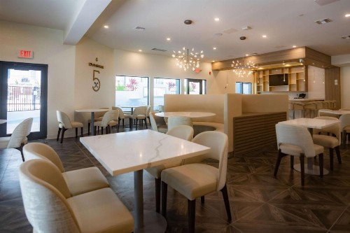 Quality Suites Orlando - image 10
