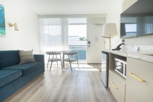 Quality Suites Orlando - image 22