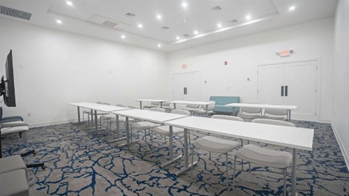 Quality Suites Orlando - image 28