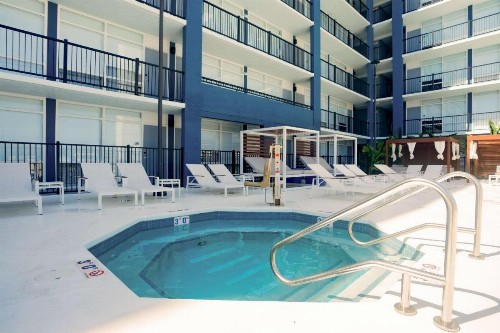 Quality Suites Orlando - image 34