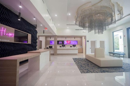 Quality Suites Orlando - image 44