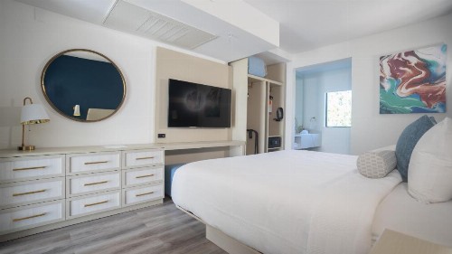 Quality Suites Orlando - image 5