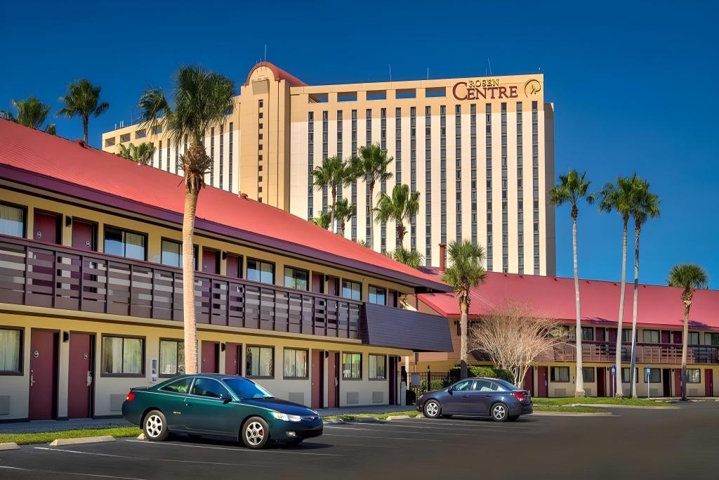 Midpointe Hotel by Rosen Hotels & Resorts - image 2
