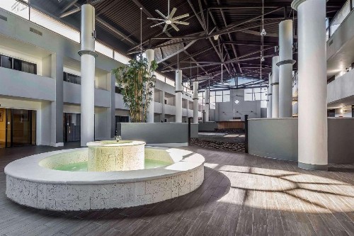 Clarion Hotel Orlando International Airport - image 3