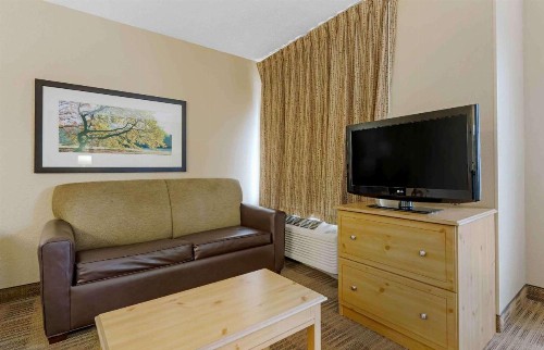 Extended Stay America Suites - Orlando - Southpark - Equity Row - image 17
