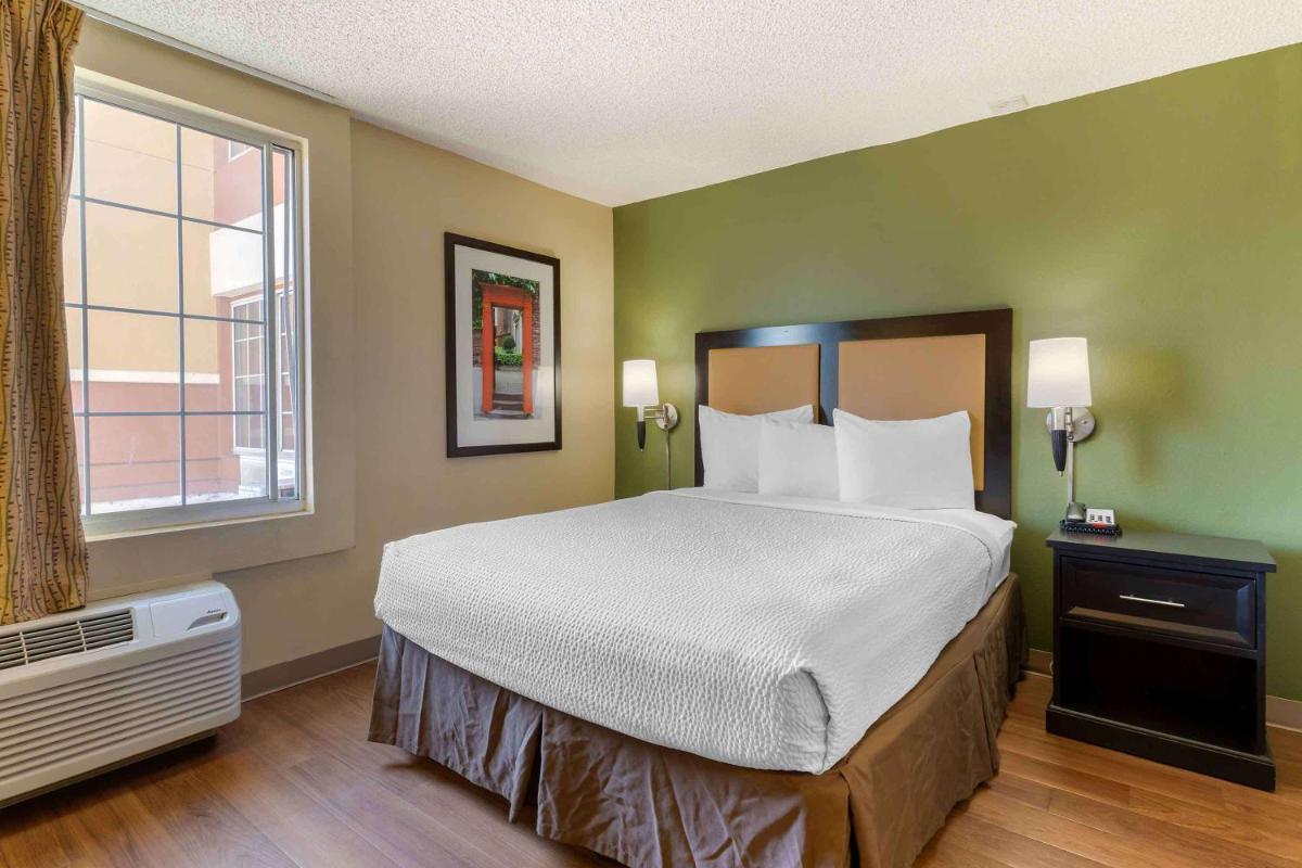 Extended Stay America Suites - Orlando - Southpark - Equity Row - image 2