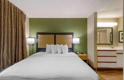 Extended Stay America Suites - Orlando - Southpark - Equity Row - image 36