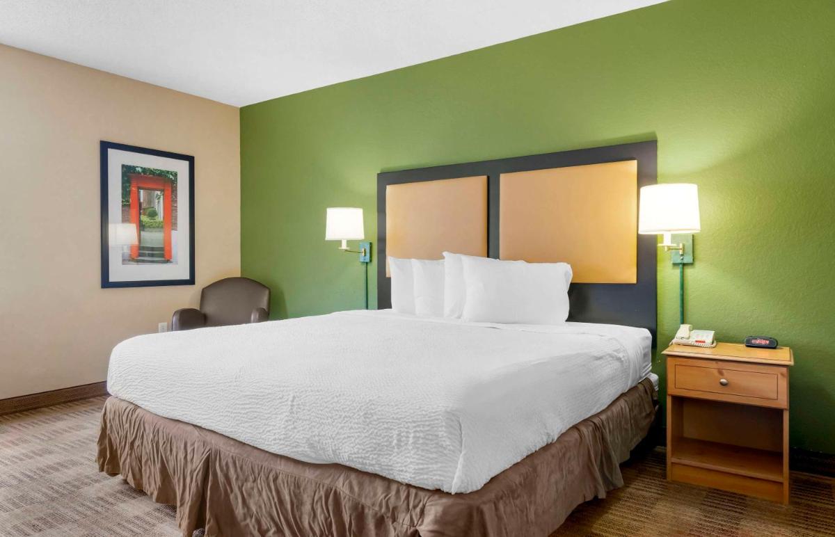 Extended Stay America Suites - Orlando - Southpark - Equity Row - image 5