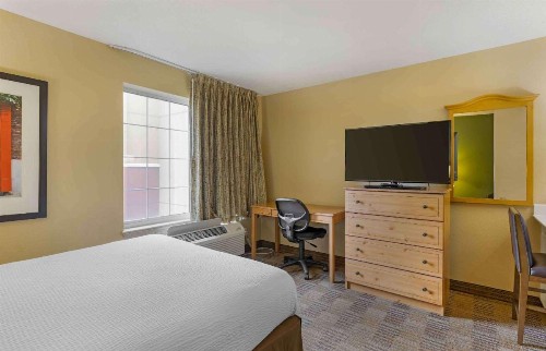 Extended Stay America Suites - Orlando - Southpark - Equity Row - image 9