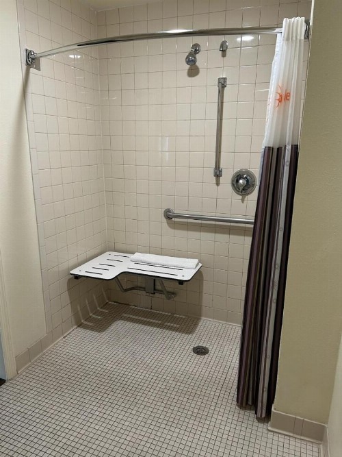 La Quinta by Wyndham Orlando South - image 47