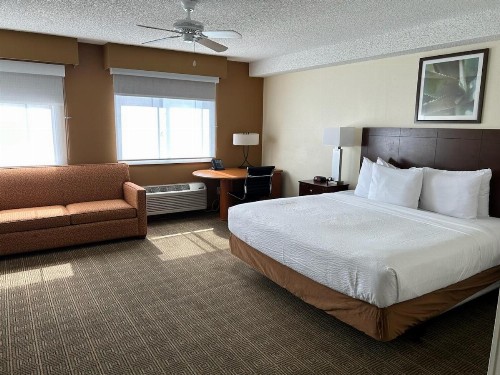La Quinta by Wyndham Orlando South - image 49