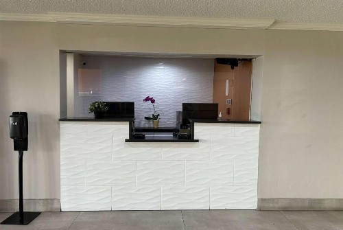 La Quinta by Wyndham Orlando South - image 5