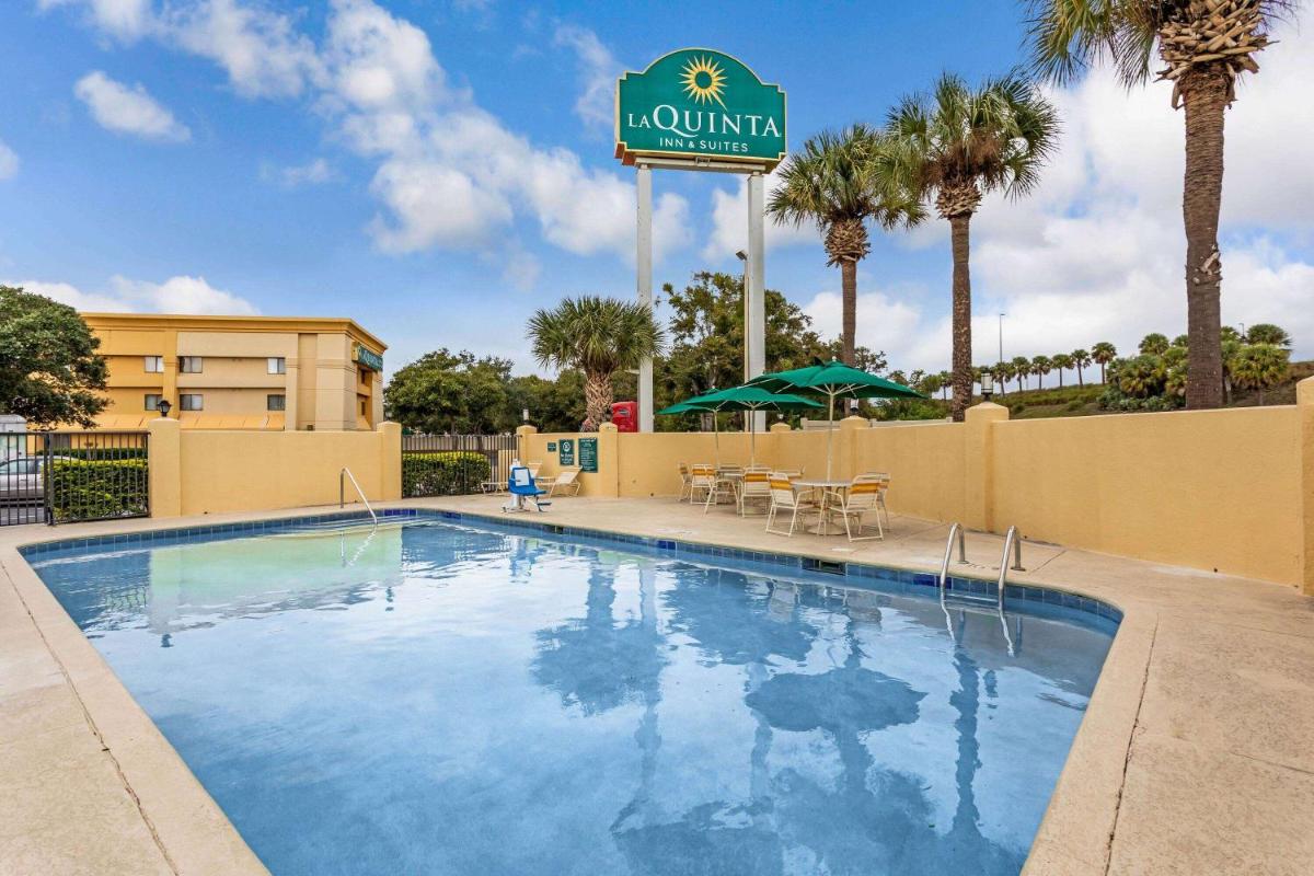 La Quinta by Wyndham Orlando South - image 6