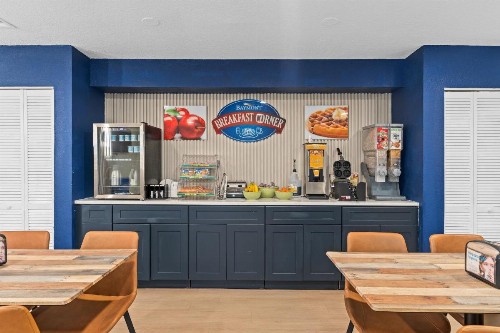 Quality Inn & Suites Downtown - image 26