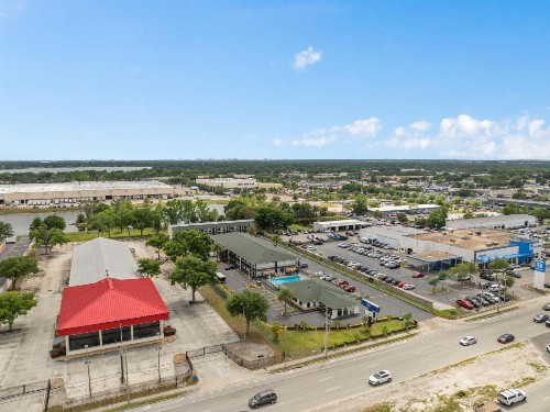 Quality Inn & Suites Downtown - image 42