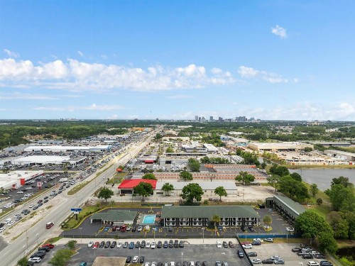 Quality Inn & Suites Downtown - image 44