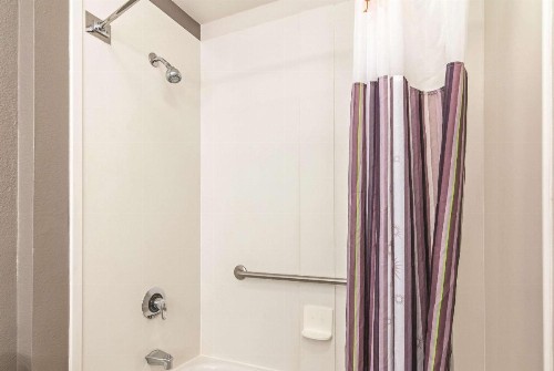 La Quinta by Wyndham Orlando UCF - image 14