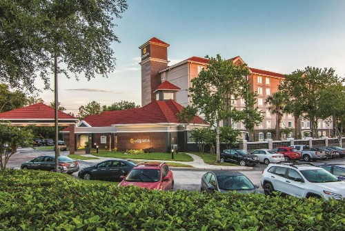 La Quinta by Wyndham Orlando UCF - image 2