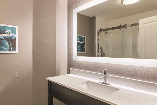La Quinta by Wyndham Orlando UCF - image 23